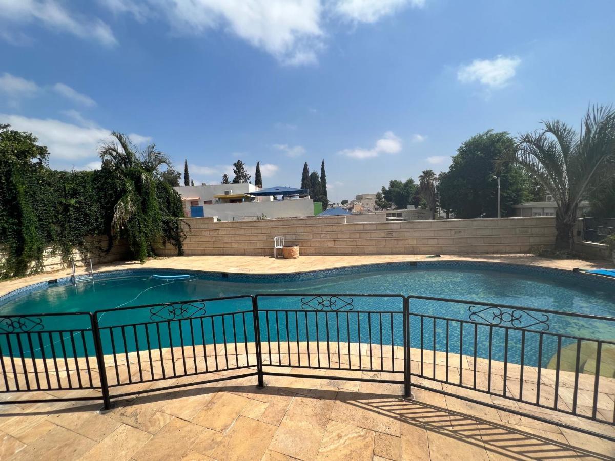 Grace Holon Villa & Pool Dış mekan fotoğraf