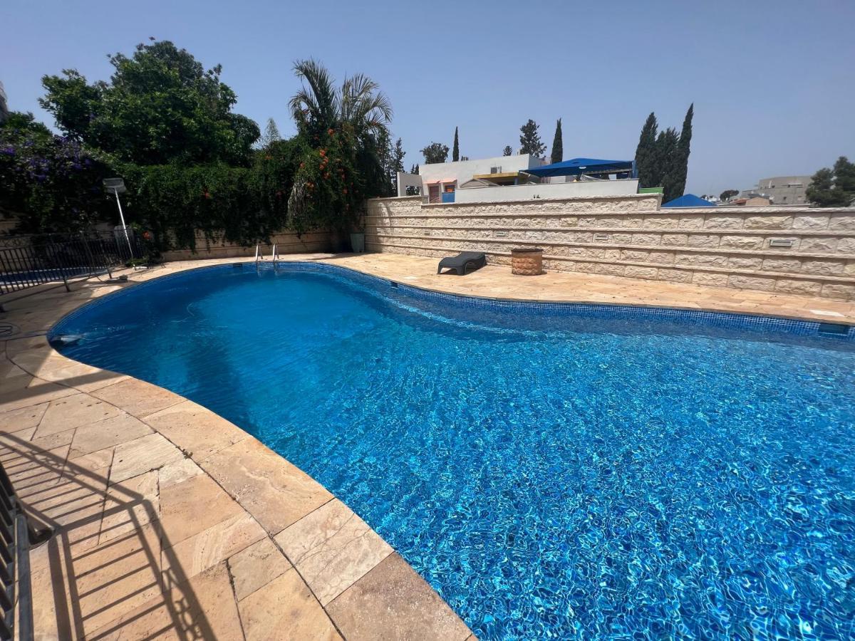 Grace Holon Villa & Pool Dış mekan fotoğraf